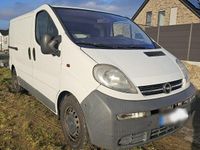 Gebraucht Opel Vivaro 101 PS (74 kW) 2006 Weiß Van / Kleinbus