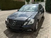 Gebraucht Mercedes E220 Avantgarde 170 PS (125 kW) 2009 Schwarz Limousine