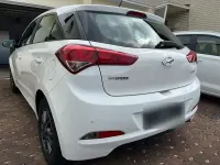 Gebraucht Hyundai i20 Trend 84 PS (61 kW) 2017 Weiß Kleinwagen