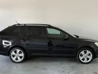 Gebraucht Skoda Octavia Elegance 110 PS (80 kW) 2013 Schwarz Kombi
