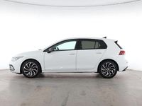 Gebraucht VW Golf VIII Active 150 PS (110 kW) 2022 Weiß Limousine