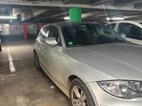 Gebraucht BMW 118 143 PS (105 kW) 2011 Grau Kleinwagen