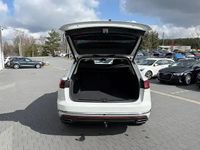 Gebraucht VW Touareg 231 PS (169 kW) 2022 Pure white SUV