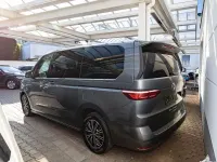 Gebraucht VW Multivan 150 PS (110 kW) 2024 Grau Van / Kleinbus