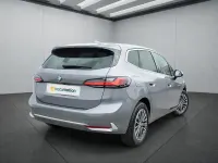 Gebraucht BMW 220 Active Tourer 156 PS (114 kW) 2023 Grau Van / Kleinbus