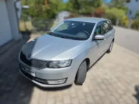 Gebraucht Skoda Rapid Ambition 90 PS (66 kW) 2017 Silber Kleinwagen