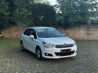 Gebraucht Citroën C4 99 PS (72 kW) 2012 Weiß Limousine