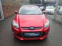Gebraucht Ford Focus Titanium 150 PS (110 kW) 2014 Rot Limousine