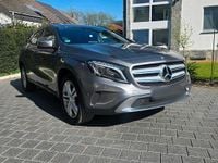 Usata Mercedes GLA200 135 CV (99 kW) 2015 Grigio SUV