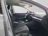 Gebraucht VW Golf VIII Style 131 PS (96 kW) 2024 Grau Limousine