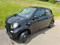 Gebraucht Smart ForFour 90 PS (66 kW) 2018 Schwarz Kleinwagen