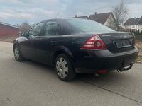 Gebraucht Ford Mondeo Ambiente 145 PS (106 kW) 2005 Schwarz Limousine