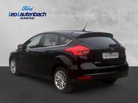 Gebraucht Ford Focus Cool & Connect 125 PS (91 kW) 2018 Schwarz Limousine