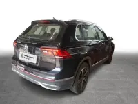Gebraucht VW Tiguan Elegance 245 PS (180 kW) 2023 Schwarz SUV
