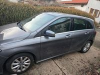 Gebraucht Mercedes B180 109 PS (80 kW) 2016 Grau Van / Kleinbus