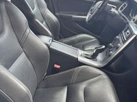 Gebraucht Volvo V60 R-Design 150 PS (110 kW) 2018 Weiß Kombi