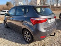 Gebraucht Hyundai ix20 125 PS (91 kW) 2015 Micron grey Kleinwagen