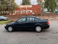 Gebraucht VW Passat 101 PS (74 kW) 1998 Schwarz Limousine