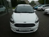 Gebraucht Ford Ka Plus 86 PS (63 kW) 2018 Weiß Kleinwagen