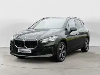 Gebraucht BMW 220 Active Tourer 170 PS (125 kW) 2025 Grün Van / Kleinbus