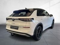 Neu VW T-Roc Style 150 PS (110 kW) 2026 Pure white uni schwarz uni SUV