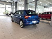 Gebraucht VW Polo Style 95 PS (69 kW) 2023 Blau Limousine