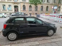 Gebraucht VW Polo Comfortline 60 PS (44 kW) 2016 Schwarz Kleinwagen