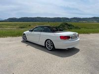 Gebraucht BMW 330 Cabriolet Performance 231 PS (169 kW) 2008 Weiß Cabrio