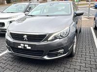 Gebraucht Peugeot 308 115 PS (84 kW) 2019 Andere Limousine