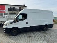Gebraucht Iveco Daily 156 PS (114 kW) 2018 Weiß Van / Kleinbus
