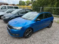 Używany Skoda Rapid Style 86 KM (63 kW) 2014 Niebieski Hatchback