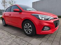Gebraucht Hyundai i20 Trend 101 PS (74 kW) 2020 Rot Kleinwagen