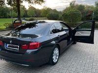 Gebraucht BMW 525 Performance 218 PS (160 kW) 2014 Grau Limousine