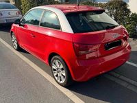 Gebraucht Audi A1 86 PS (63 kW) 2010 Rot Kleinwagen