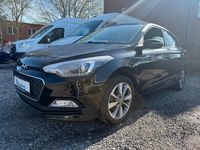 Gebraucht Hyundai i20 Style 101 PS (74 kW) 2017 Schwarz Kleinwagen