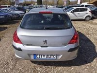 Gebraucht Peugeot 308 Tendance 95 PS (69 kW) 2008 Lackierung aluminiumgrau Kleinwagen