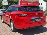 Gebraucht Renault Mégane GrandTour Intens 132 PS (97 kW) 2017 Rot Kombi