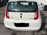 Gebraucht Skoda Citigo Cool Edition 60 PS (44 kW) 2017 Weiß Kleinwagen