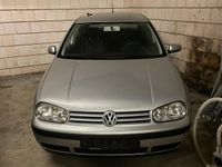 Gebraucht VW Golf IV Edition 75 PS (55 kW) 2001 Silber Limousine