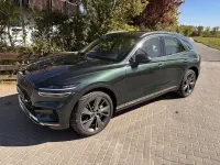 Second-hand Genesis GV70 305 CP (224 kW) 2022 Verde SUV