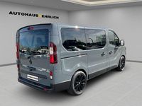 Gebraucht Renault Trafic Life 150 PS (110 kW) 2022 Städtisches grau Van / Kleinbus