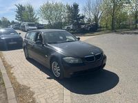 Używany BMW 320 150 KM (110 kW) 2007 Czarny Kombi
