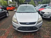 Używany Ford Focus Titanium 101 KM (74 kW) 2009 Srebrny Sedan/Limuzyna