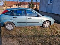 Second-hand Ford Focus 100 CP (73 kW) 1999 Albastru Hatchback
