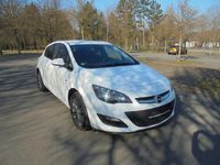 Gebraucht Opel Astra 110 PS (80 kW) 2014 Weiß Limousine