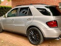 Gebraucht Mercedes ML500 306 PS (225 kW) 2006 Grau SUV