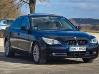 Second-hand BMW 520 170 CP (125 kW) 2004 Albastru Berlinǎ