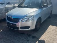 Gebraucht Skoda Fabia 60 PS (44 kW) 2008 Silber Kleinwagen