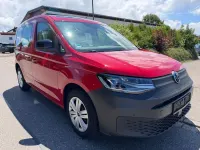 Gebraucht VW Caddy Basis 114 PS (83 kW) 2023 Kirschrot Van / Kleinbus