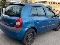 Używany Renault Clio II 55 KM (40 kW) 2002 Niebieski Hatchback